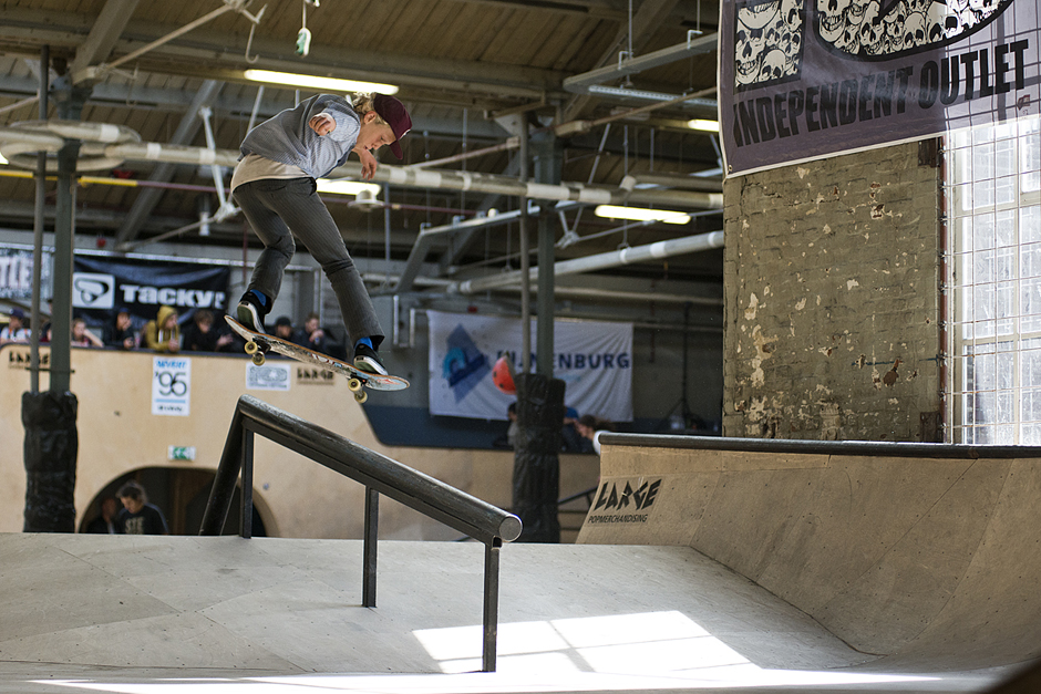 NK-Skateboarden-2013-Tilburg-Bart-Buikman-Bs-Lip