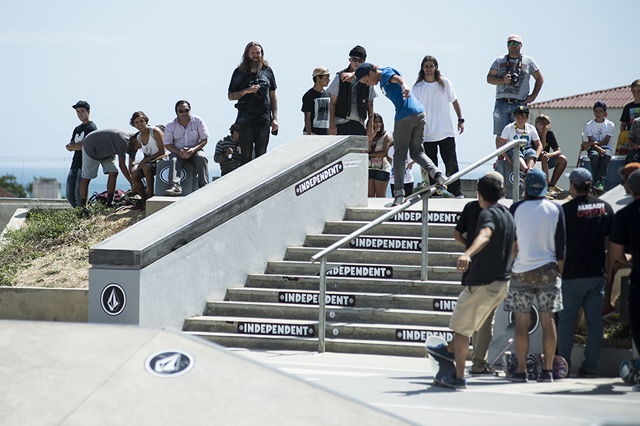 Vincent Milou - Backside lipslide 1.Damn-Am-Portugal-Cascais-2014-Saturday-back-lip