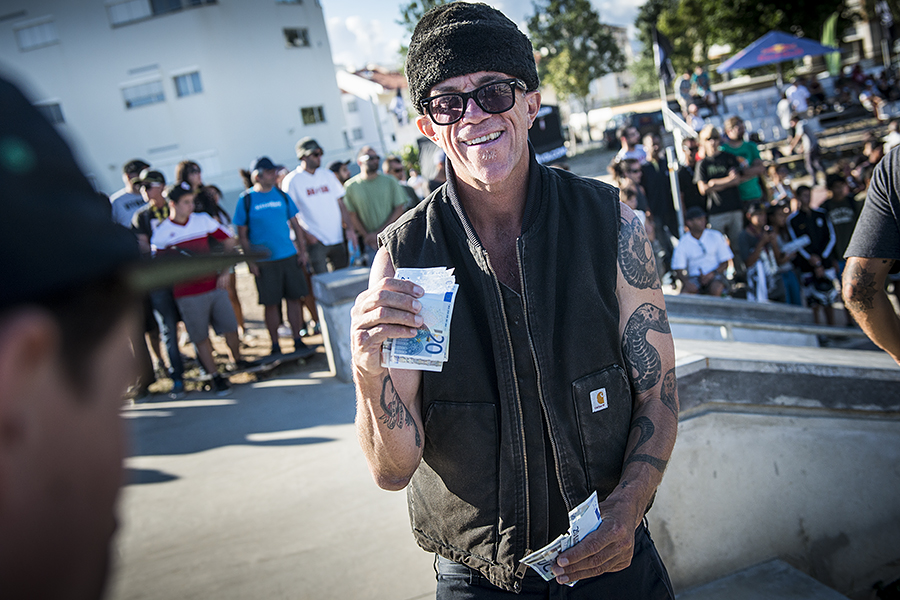 Jake Phelper host de Independent best trick Damn-Am-Portugal-2014-Sunday-Jake-Phelps-Money