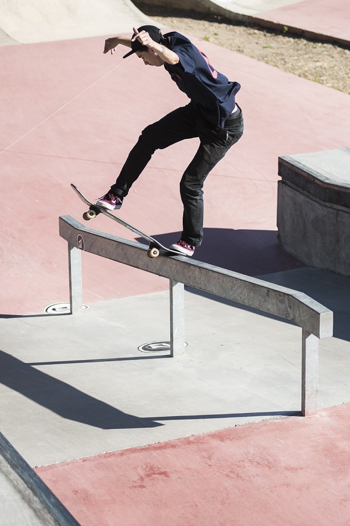 Kyle Walker - Frontside bluntslide Damn-Am-Portugal-2014-Sunday-Kyle-Walker-Frontside-Blunt
