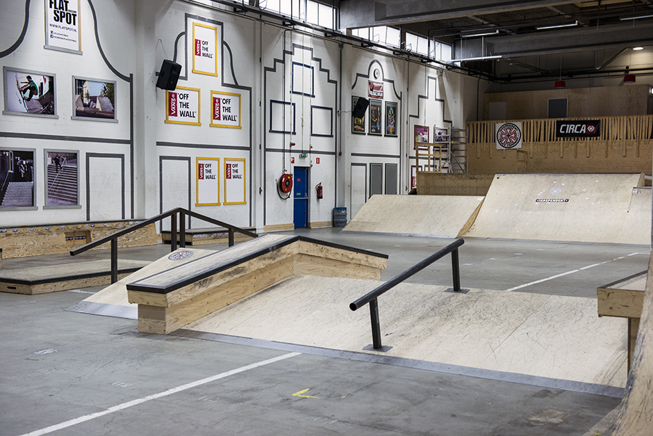 Skatepark-Utrecht-bump Overview of Skatepark Utrecht showing the street section and obstacles