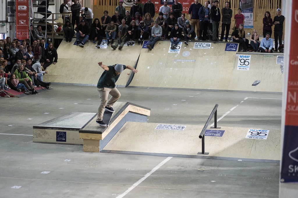 NK-Skateboarden-2015-Douwe-macare-backside-nosegrind