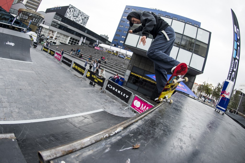 Pro-Freestyle-2015-Den-Haag-Finals-Bart-Buikman-Bs-nosepick-Mathijs-Tromp