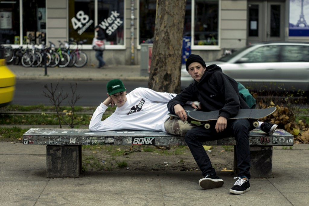 6 Ryan Talbot en Theo van den Berg shinen bij de Bonk sticker