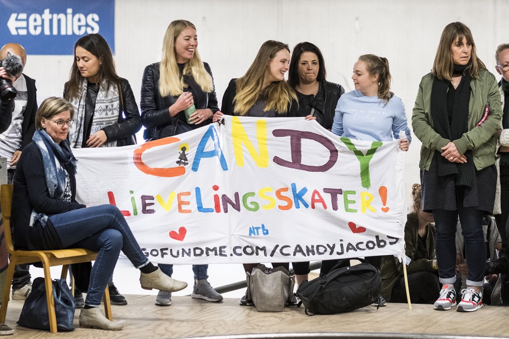 NK-skateboarden-dames-2016-realx-apeldoorn-Candy-Fans