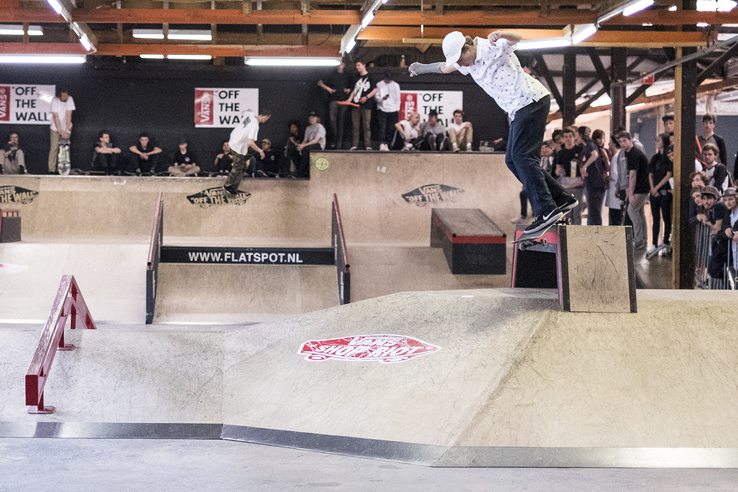 Vans-Shop-Riot-Netherlands-Burnside-Deventer-2016-Pascal-Moelaert-Backside-Smith