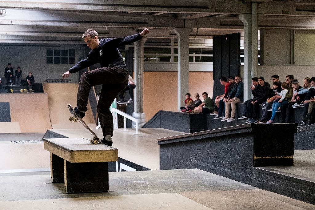 Vans-Shop-Riot-Belgium-2016-Front-Blunt