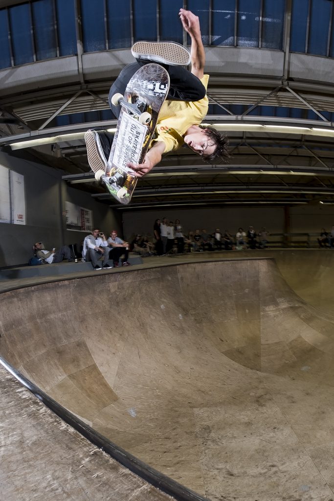 Daan-van-der-Linden-Heelflip-Indy