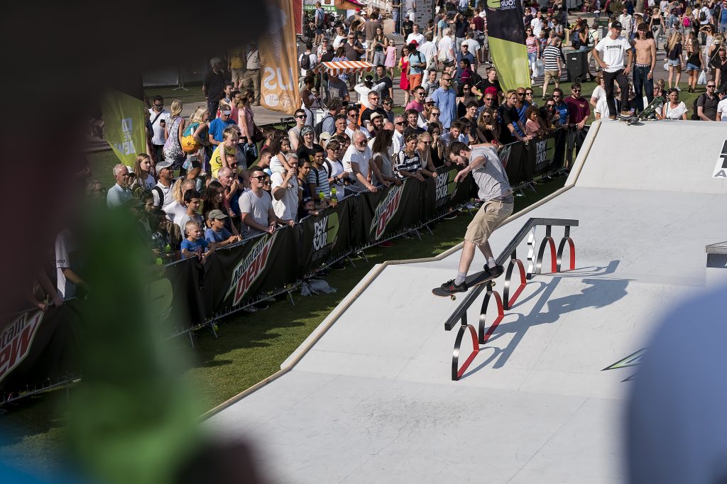 Dew-Tour-AM-Series-2016-Saturday-Rick-Holtvluwer-Frontside-Feeble