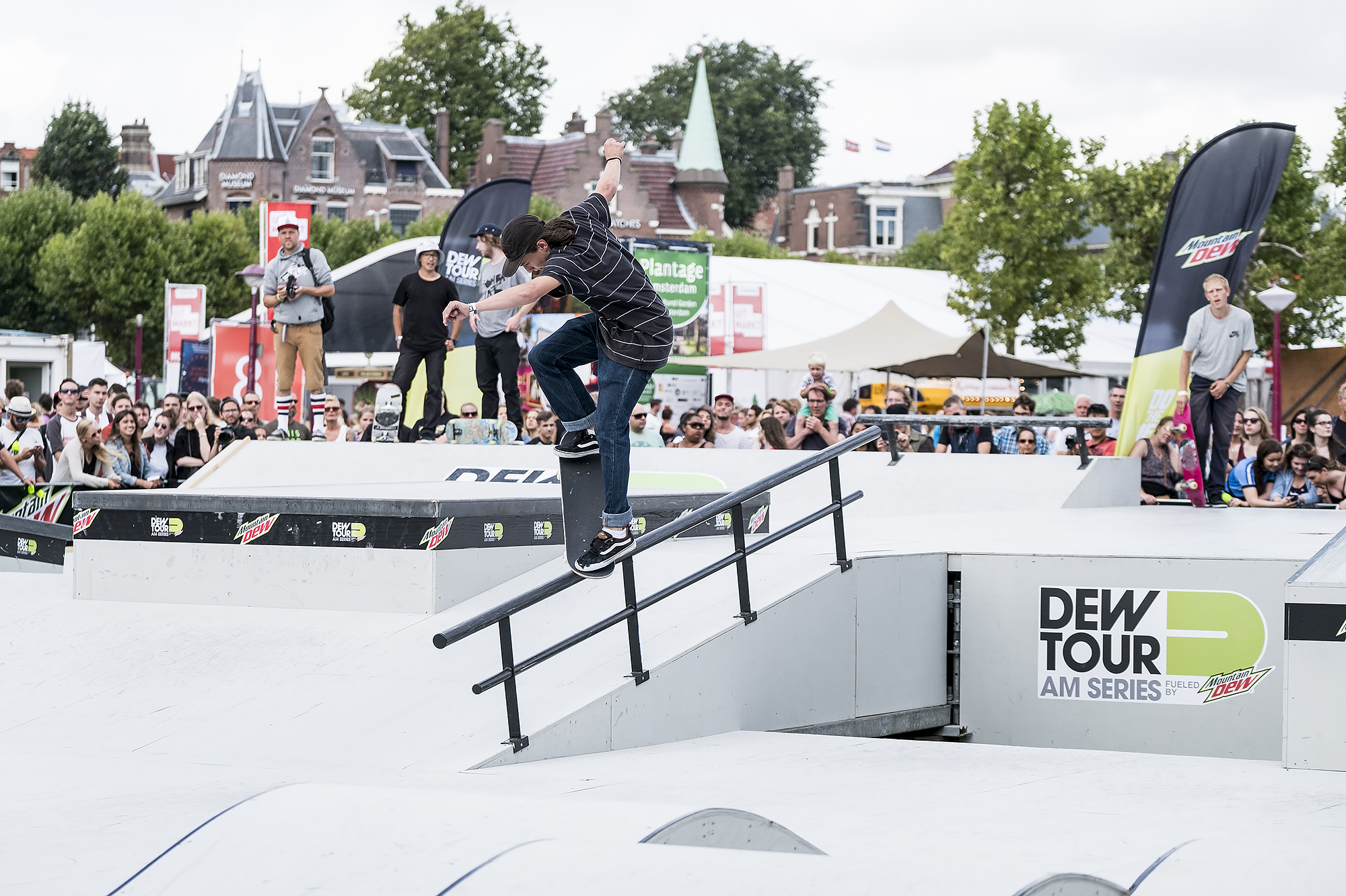Dew-Tour-AM-Series-Amsterdam-Crooked-Pop-Over