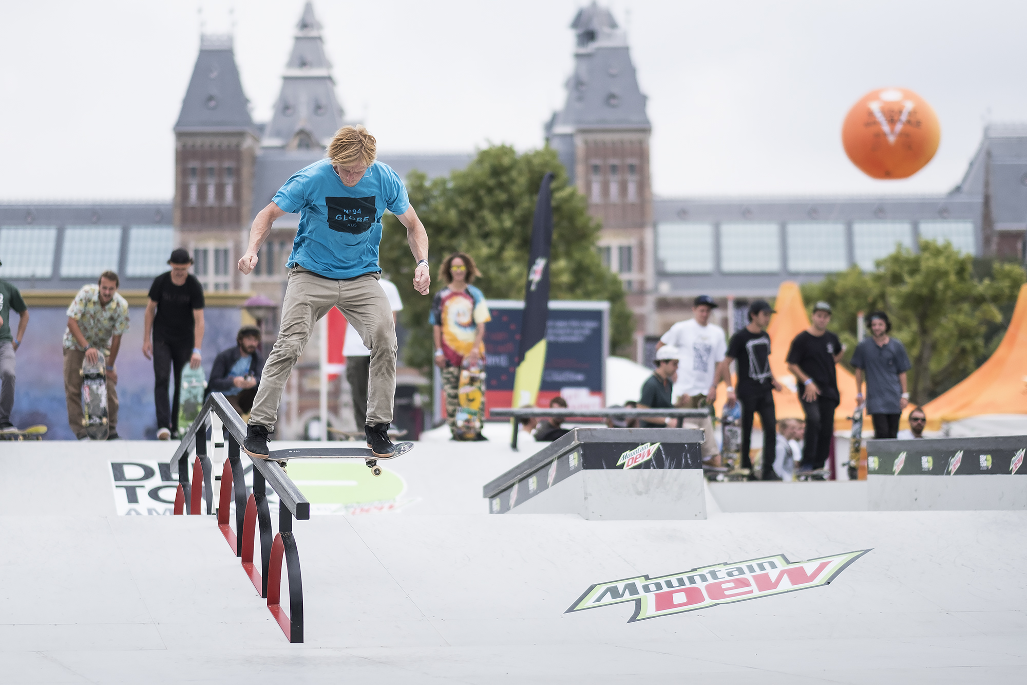 Dew-Tour-AM-Series-Amsterdam-Hans-de-Keyzer-Frontside-tail