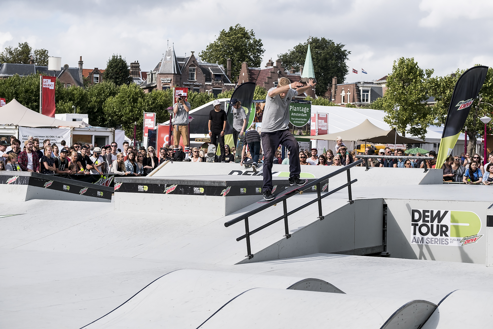 Dew-Tour-AM-Series-Amsterdam-Tim-Zom-Frontside-Smith