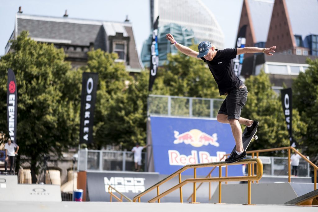 pro-freestyle-den-haag-2016-woody-hoogendijk-bs-noseblunt