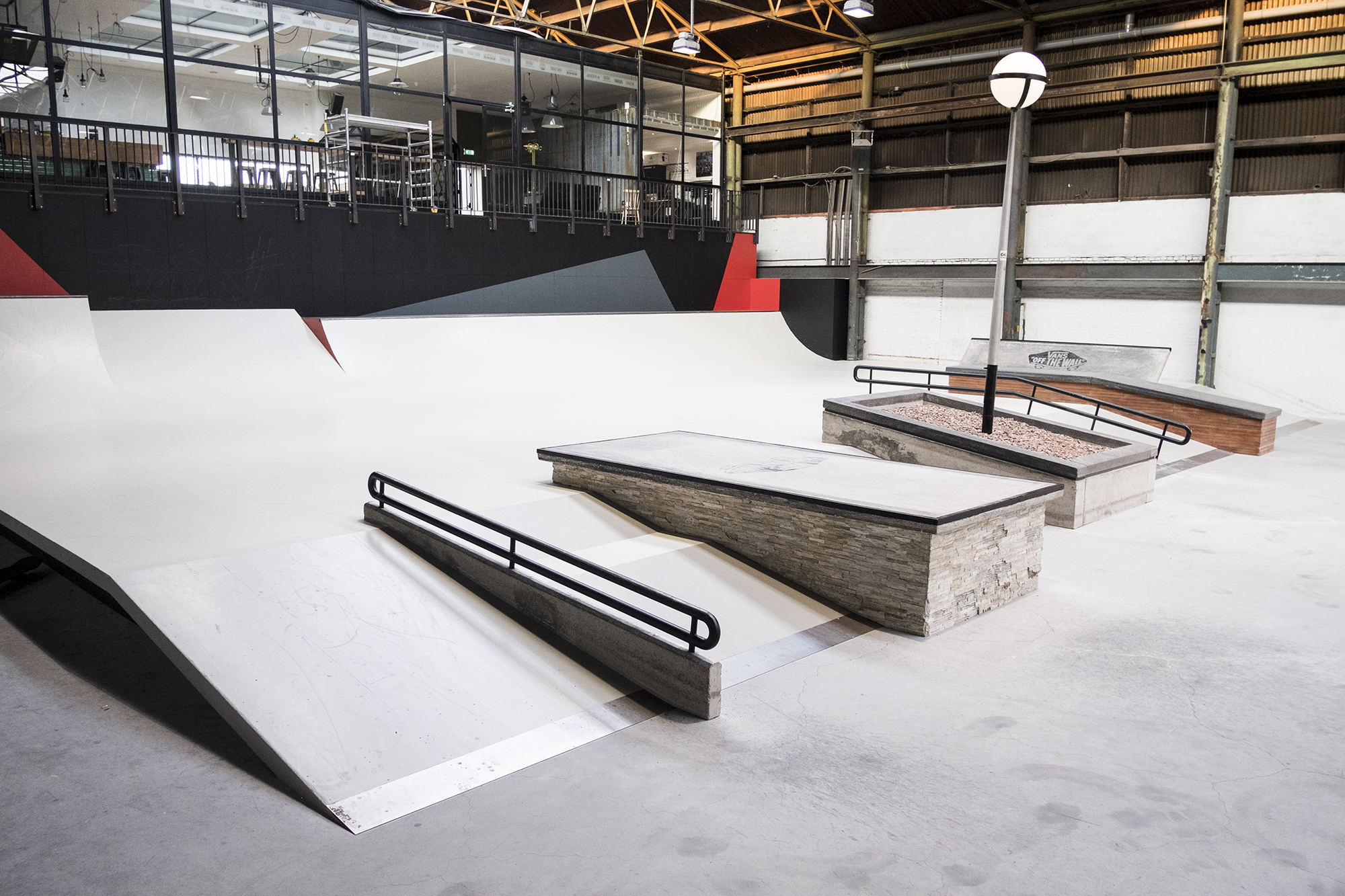 pier-15-verbouwd-12 Lage downrail bij Pier15 Skatepark ini Breda