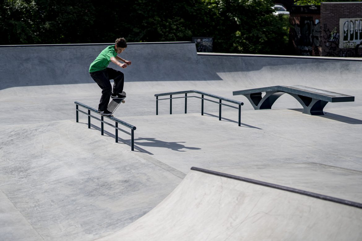 Nine-Yards-Skateparks-Kampen-Diego-Broest-Crooked Skateboarder Diego Broest in actie in het nieuwe skatepark in Kampen