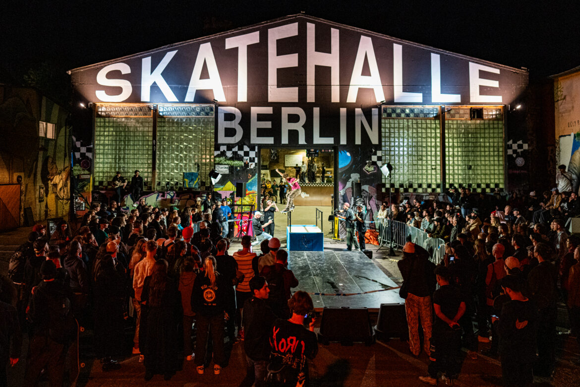 Blue Tomato Best Foot Forward Cash For Trick Session at Skatehalle Berlin 2023