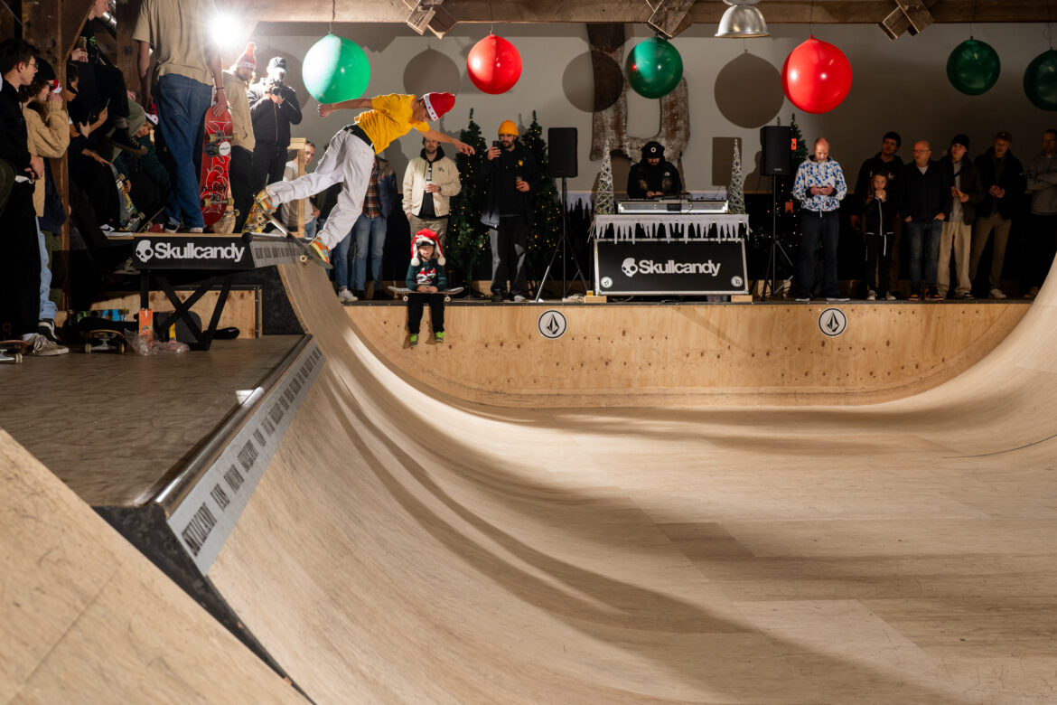 Burnside-X-Mas-Jam-2024-Skullcady-diego-broest-bs-lip Diego Broest in Burnside during the Skullcandy Miniramp Jam at Burnside Skatepark in Deventer, the Netherlands