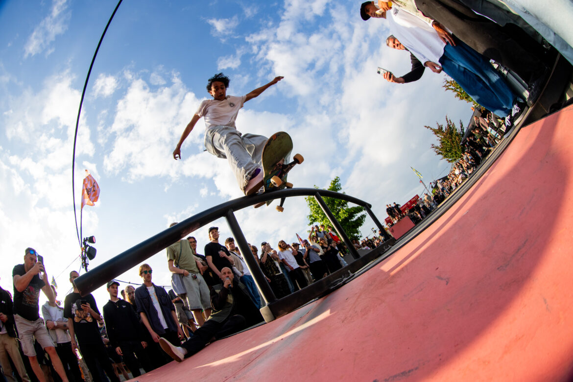 Volcom Garden Experience at Pier 15 Skatepark Breda Skater tijdens de Volcom Garden Experience bij Pier 15 Skatepark in Breda
