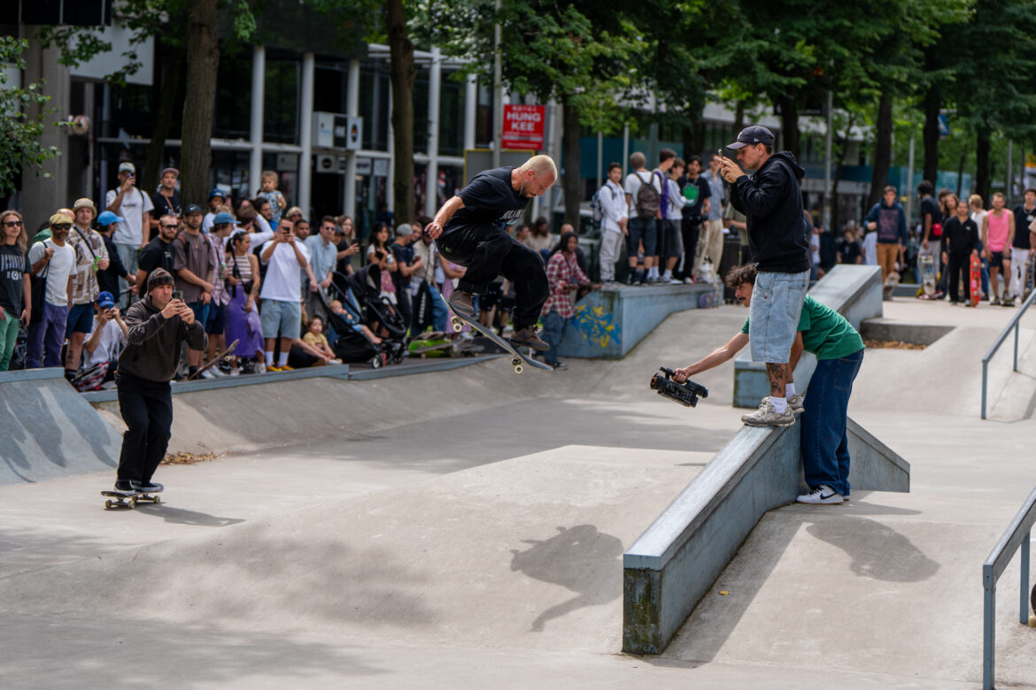 Monster-Tour-Rotterdam-2024-Skateboard-jeorge-simoes-bs-360