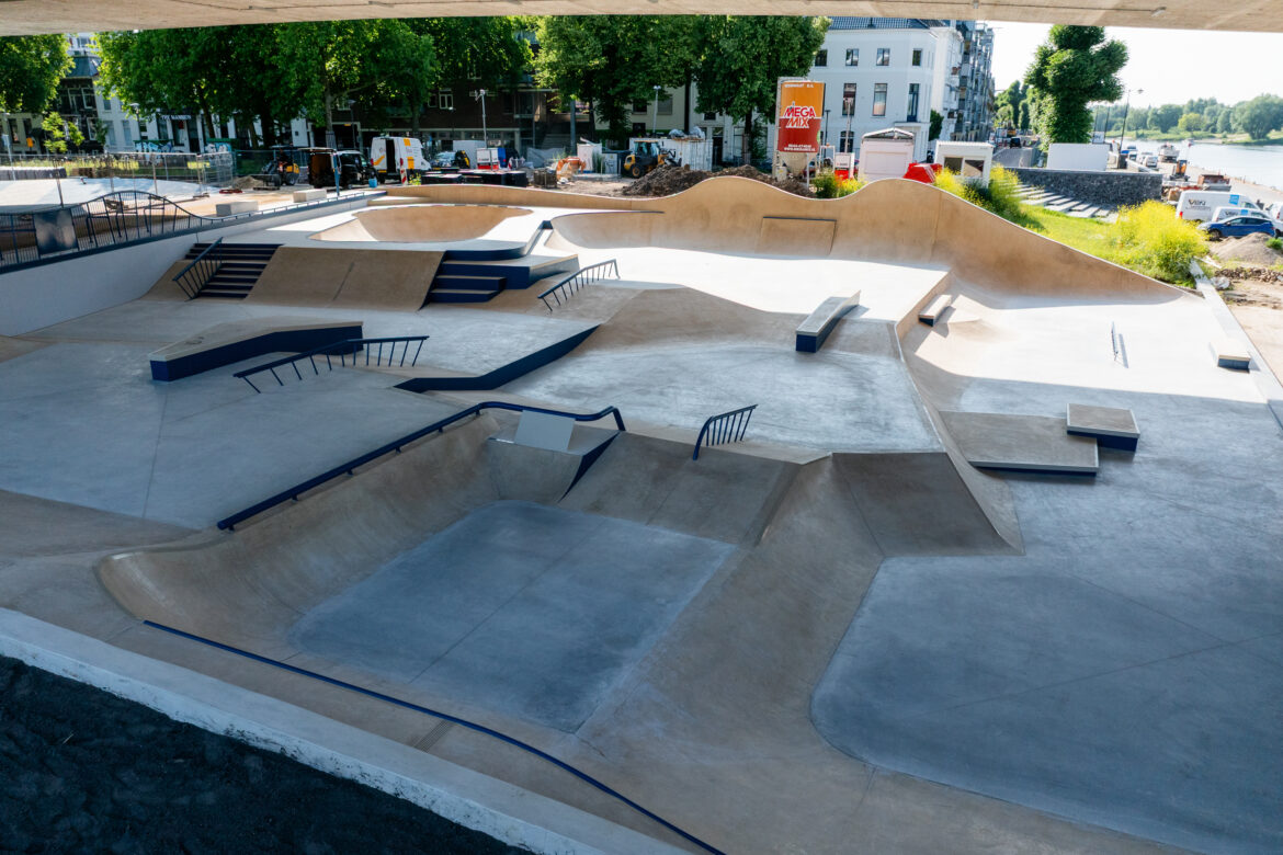 default Overzichtsfoto van Skatepark De Blauwe Golven in Arnhem