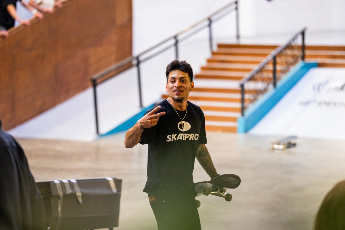 far-n-high-2026-reellskate-best-trick-bigspin-heel-boardslide-1