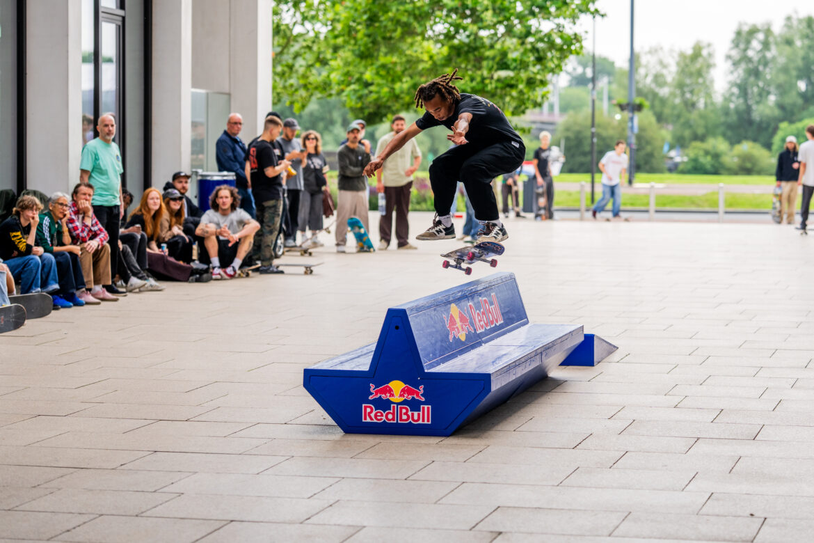 Flatspot-Street-Sessions-2025-Arnhem-Chris-Hoeve-Bigspin-Boardslide