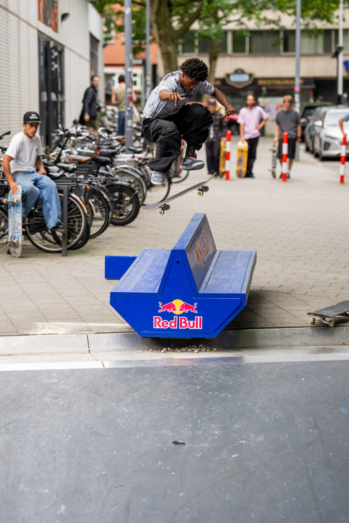 Flatspot-Street-Session-Rotterdam-Reemy-Aniceta-Treflip-Lipslid
