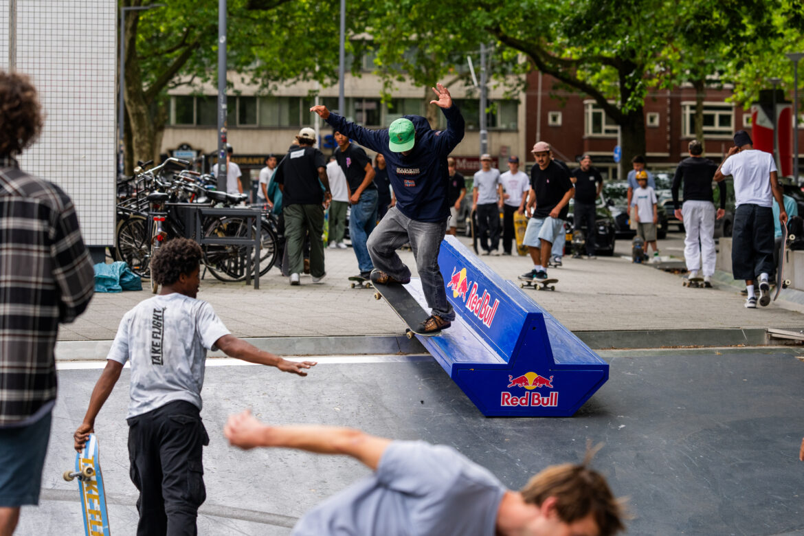 Flatspot-Street-Session-Rotterdam-crooked