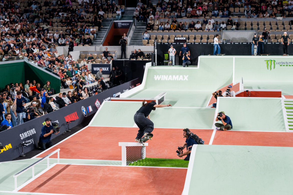 Liz Akama performs a crooked grind during SLS Paris 2026 at Roland-Garros in Paris.