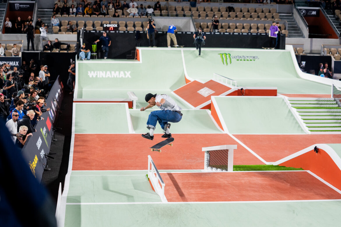 Giovanni Vianna performs a kickflip during the SLS Paris 2026 men's final at Roland-Garros in Paris.