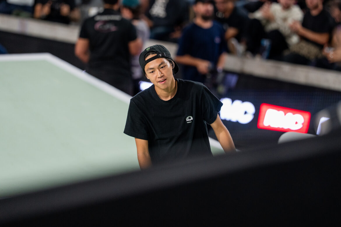 Tao Sasaki tijdens SLS Paris 2026 Street League Skateboarding in Parijs.