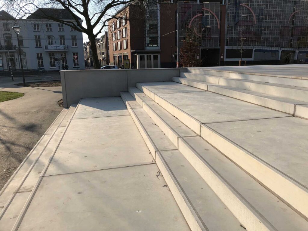 SPOT: ARNHEM – MUSIS SACRUM DOUBLE SET