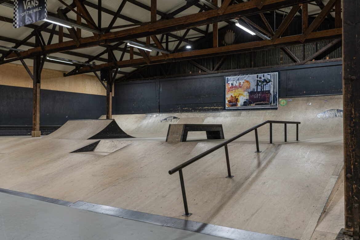 Burnside-Skatepark-Deventer-Course-overview-3 Big section at Burnside Skatepark Deventer, the Netherlands