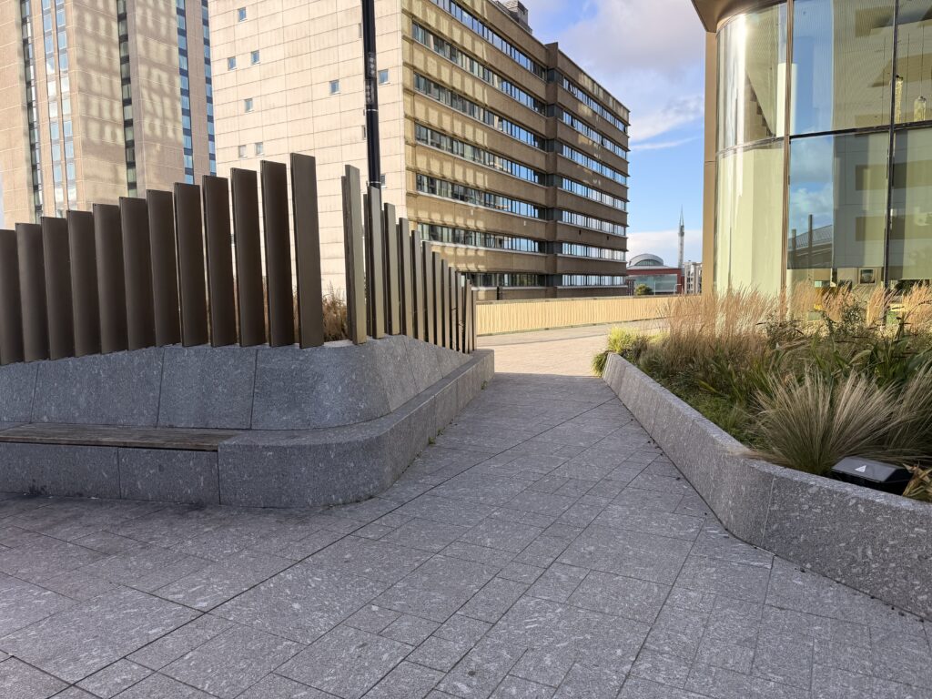 SPOT: UTRECHT – UTRECHT CS – CURB PLAZA
