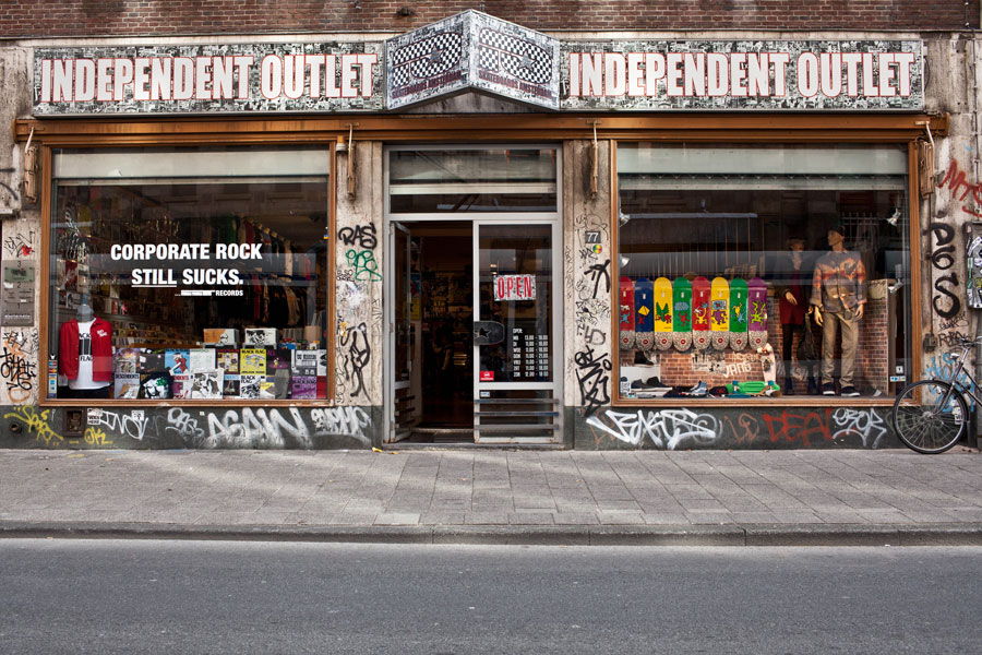 SHOP: AMSTERDAM – INDEPENDENT OUTLET