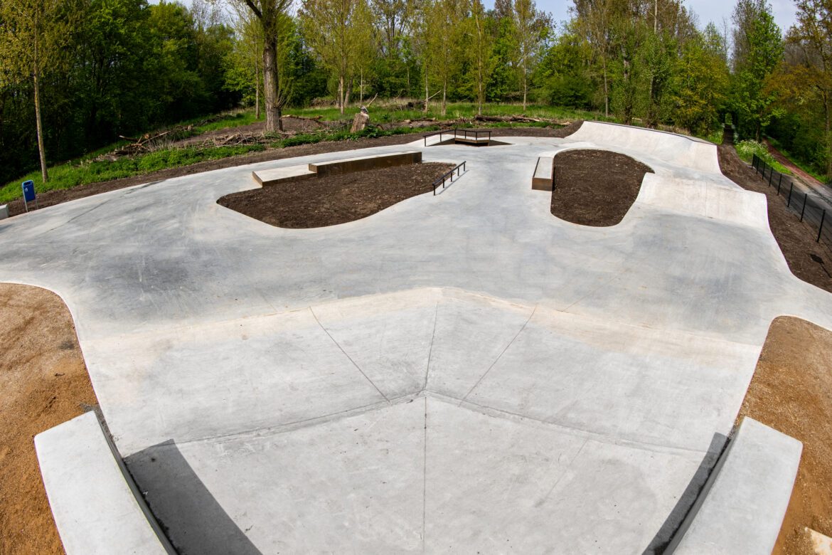 Overzicht van Skatepark het Schollebos Capelle aan den Ijssel
