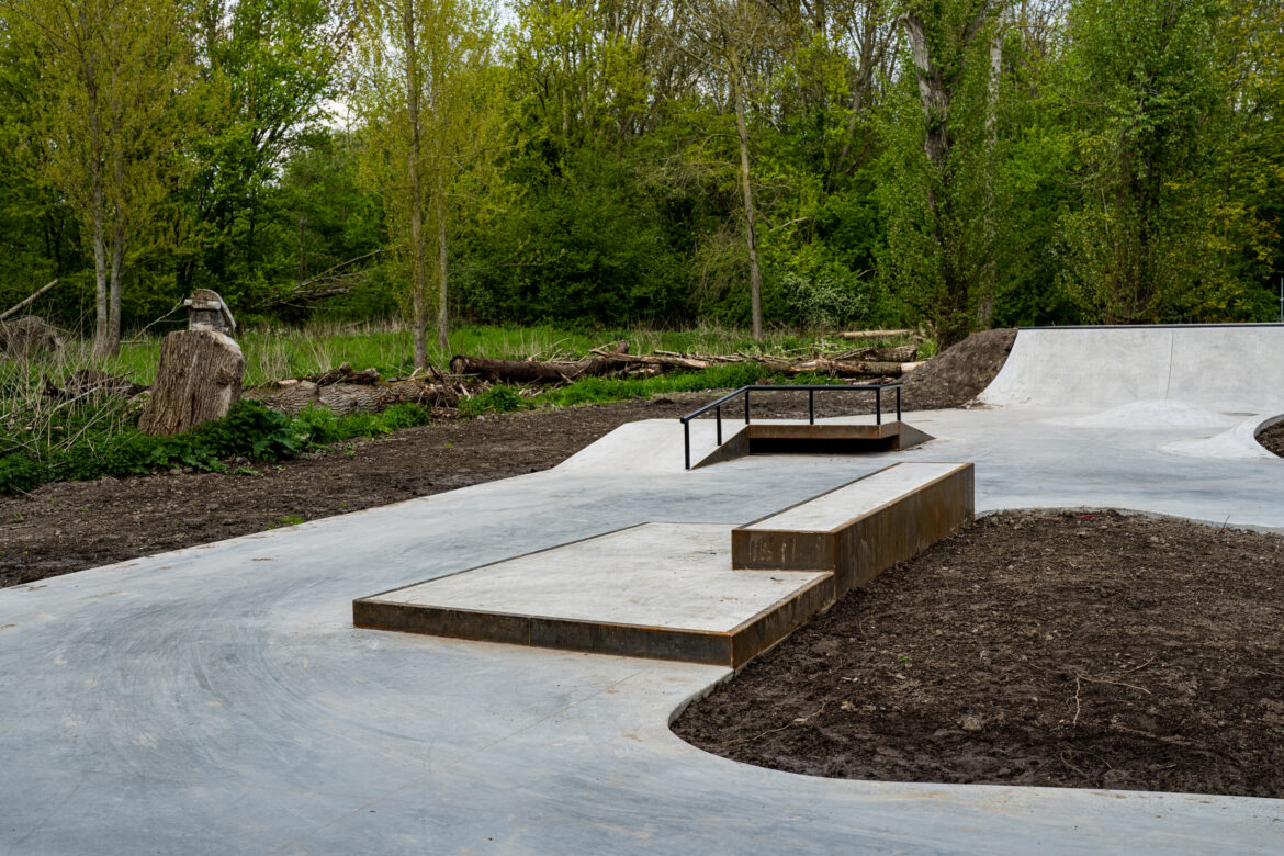 Wheelypad bij Skatepark het Schollebos Capelle aan den Ijssel