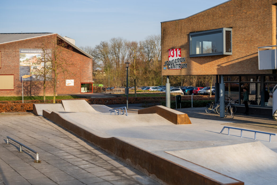 Nine-Yards-Skatepark-Doesburg-7 Overzichtsfoto van het nieuwe skatepark in Doesburg bij jongerencentrum 0313