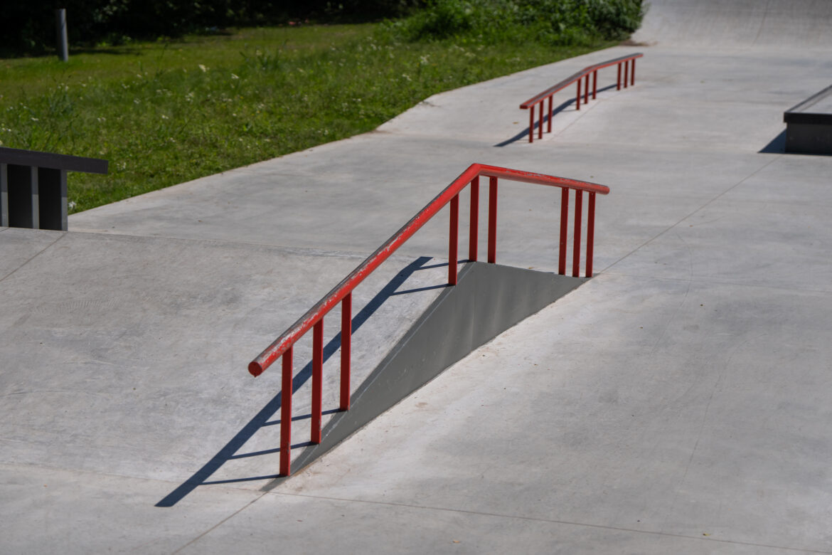 Nine Yards Skatepark Brasschaat (BE) A frame rail bij Mishage Skatepark Brasschaat