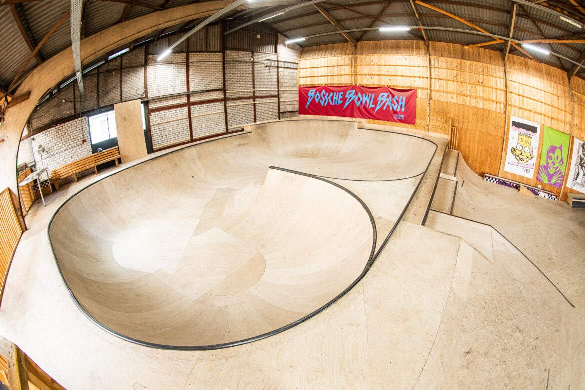 Overview of Indoor bowl at World Skate Center Skatepark, Den Bosch.